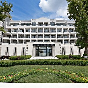 White Rock Castle Suite Hotel & Spa